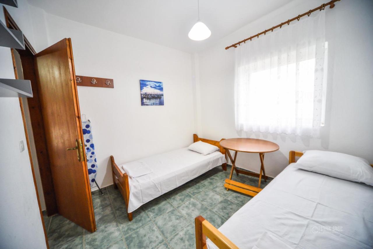 Ferienwohnung Apartman Porto Blue Lux Pefkochori Exterior foto