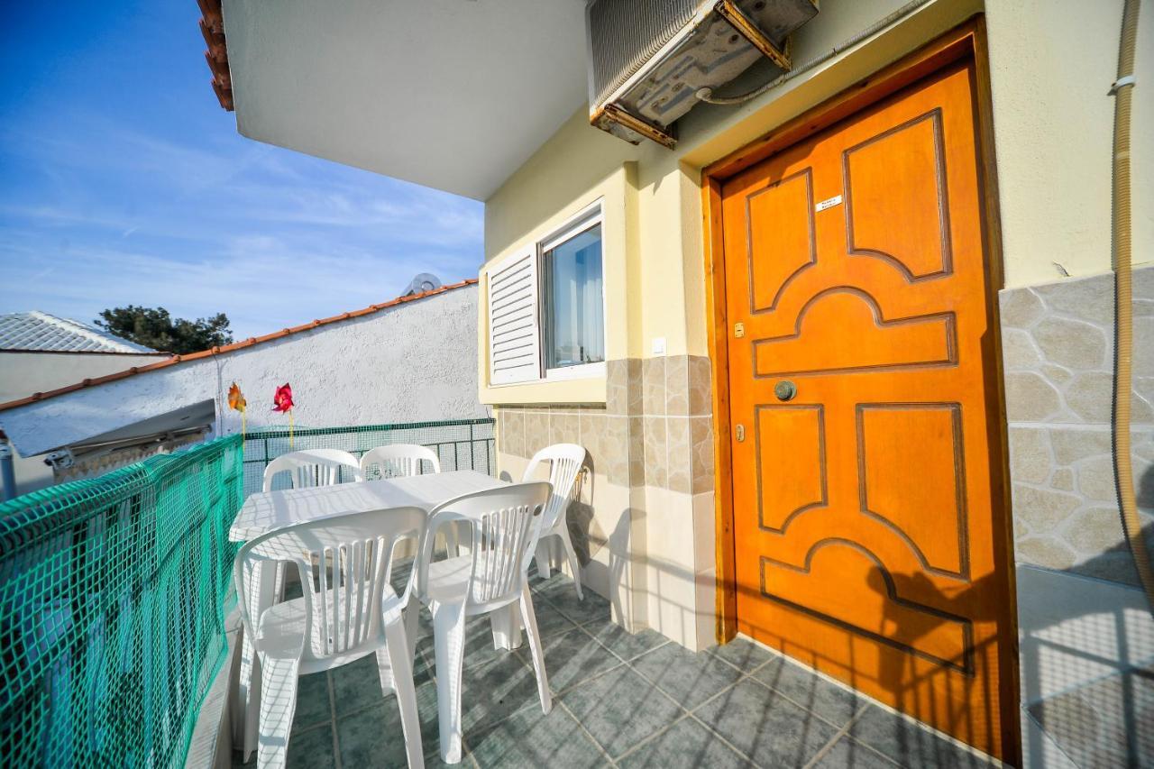 Ferienwohnung Apartman Porto Blue Lux Pefkochori Exterior foto